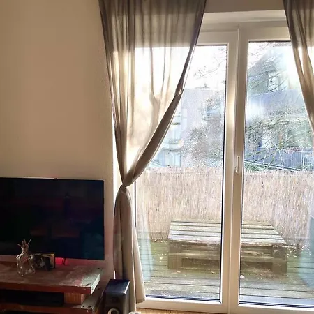 شقة - Chilliges In Mit Balkon & Kuche; Big Tv And Bed -