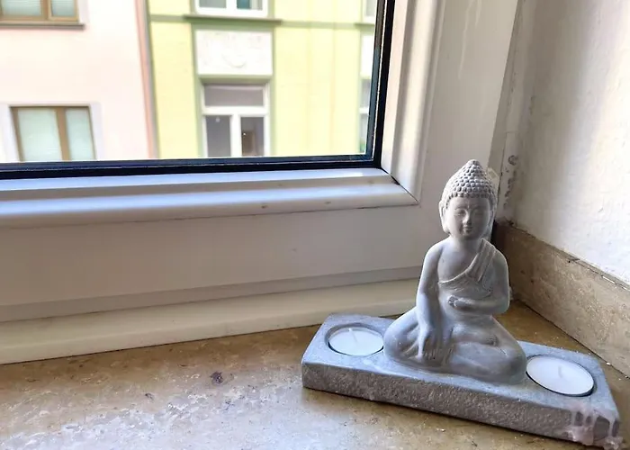 - Chilliges In Mit Balkon & Kuche; Big Tv And Bed - Apartment Düsseldorf