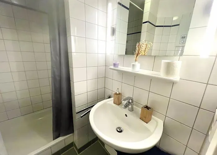 Apartmán - Chilliges In Mit Balkon & Kuche; Big Tv And Bed -