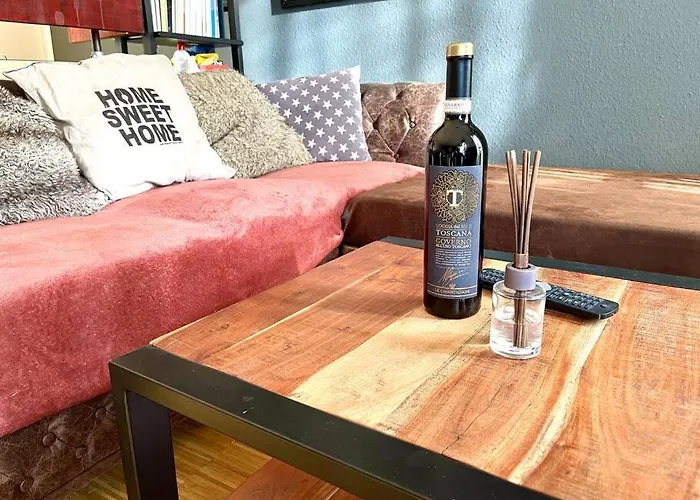 Apartmán - Chilliges In Mit Balkon & Kuche; Big Tv And Bed -